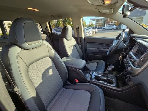 Used 2022 Chevrolet Colorado Z71 image 21