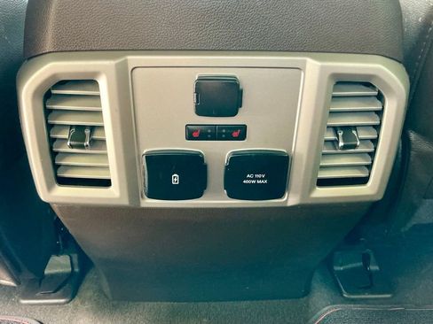 Used 2019 Ford F150 King Ranch w/ Equipment Group 601A Luxury AWD/4WD image 33