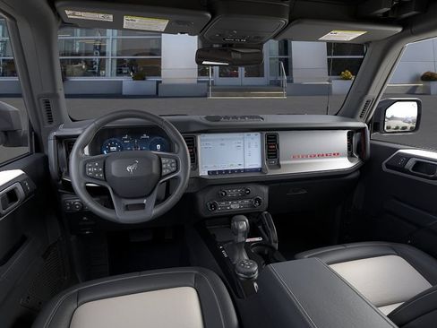 New 2026 Ford Bronco Outer Banks w/ Sasquatch Package AWD/4WD image 9