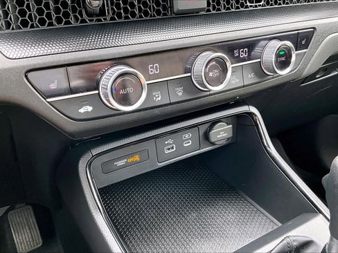Certified 2024 Honda CR-V EX image 31