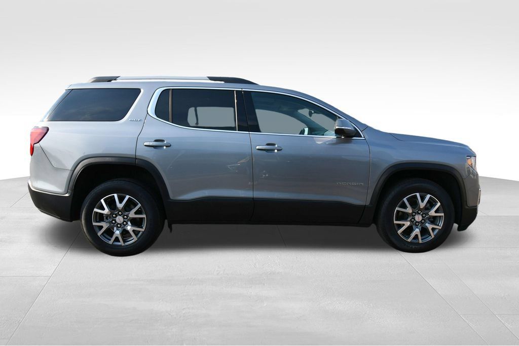 Used 2023 GMC Acadia SLT AWD/4WD image 9