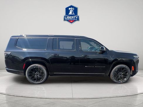 New 2026 Jeep Grand Wagoneer L Limited AWD/4WD image 31