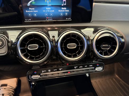 Used 2019 Mercedes-Benz A 220 4MATIC image 21