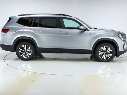 New 2026 Volkswagen Atlas SE image 48