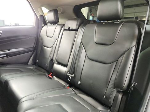 Used 2019 Ford Edge Titanium w/ Equipment Group 301A image 21