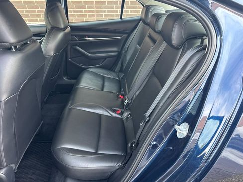 Used 2020 MAZDA MAZDA3 AWD Sedan w/ Preferred Package image 6