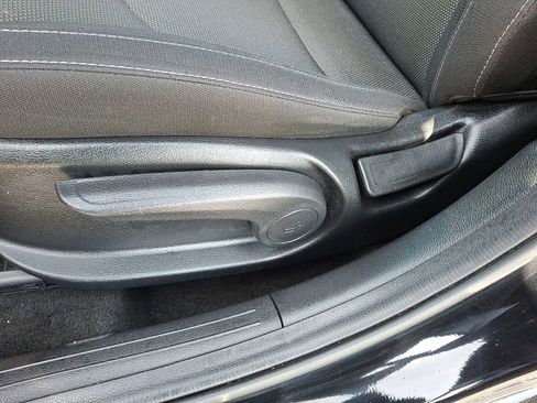 Used 2023 Kia Forte LXS w/ LXS Technology Package image 13