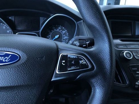 Used 2017 Ford Focus SE image 27