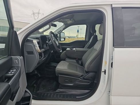 Used 2024 Ford F250 XLT w/ FX4 Off-Road Package image 18