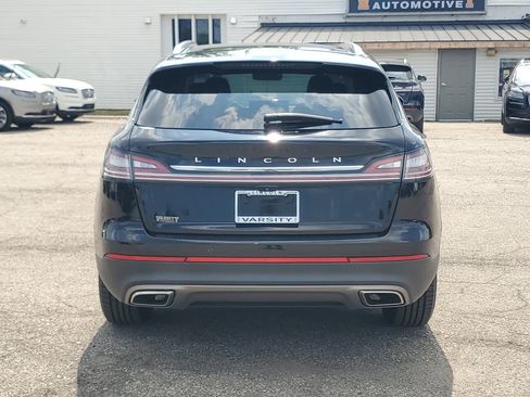 Used 2022 Lincoln Nautilus FWD image 5
