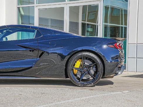 Used 2025 Chevrolet Corvette E-Ray w/ Battery Protection Package image 12