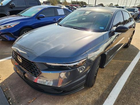 Used 2025 Honda Accord SE image 3