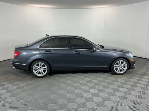 Used 2014 Mercedes-Benz C 300 4MATIC Sedan image 4