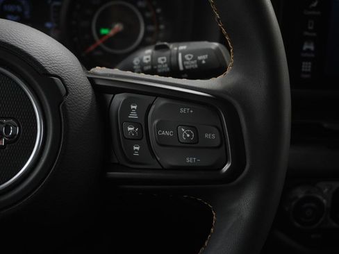 Used 2024 Jeep Wrangler Willys image 38