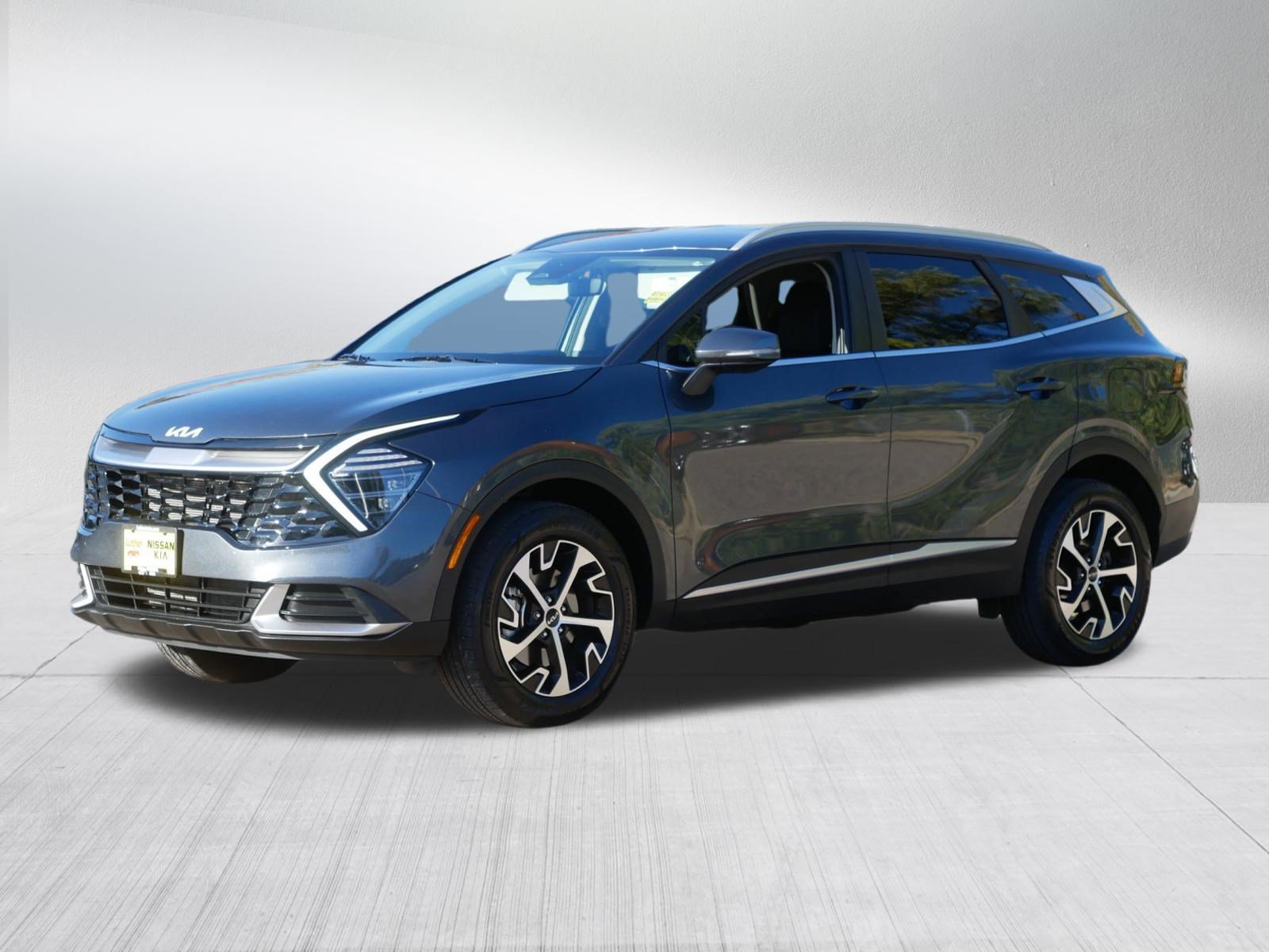 Certified 2024 Kia Sportage EX AWD/4WD image 3