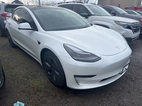 Used 2022 Tesla Model 3 Long Range image 1