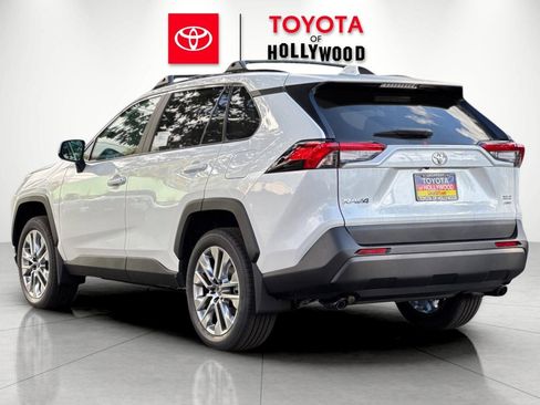 New 2025 Toyota RAV4 XLE Premium image 6