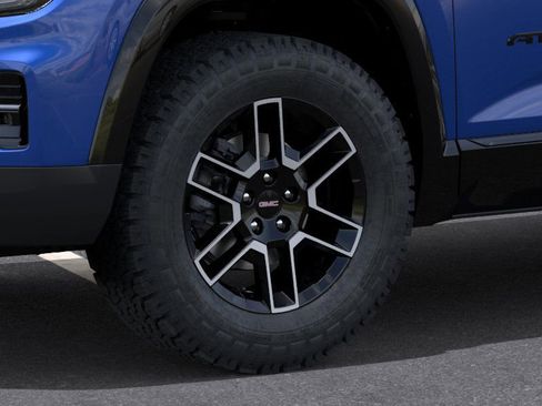 New 2026 GMC Terrain AT4 w/ Convenience Package III image 9