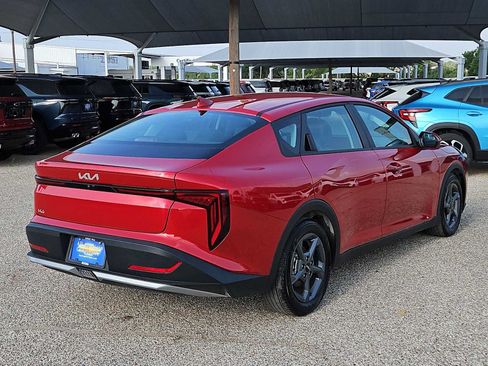 Used 2025 Kia K4 FWD image 8