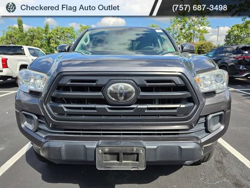 Used 2019 Toyota Tacoma SR w/ SR Convenience Package RWD image 2