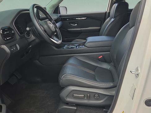 Certified 2024 Honda Pilot EX-L image 11