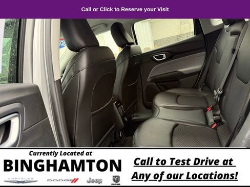 Used 2022 Jeep Compass Latitude image 18