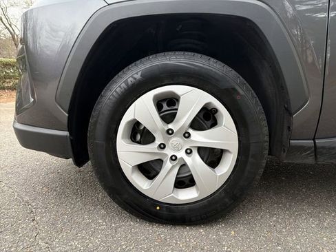 Used 2024 Toyota RAV4 LE image 10