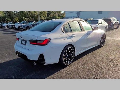 New 2025 BMW 330i 330i w/ M Sport Package image 22