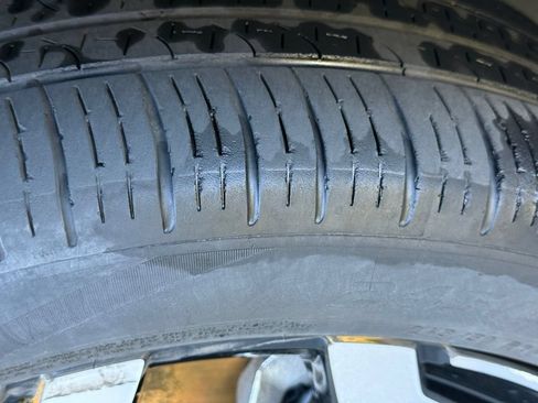 Used 2025 Kia Telluride S AWD/4WD image 48