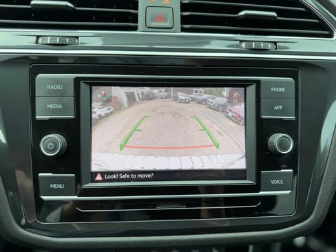 Used 2022 Volkswagen Tiguan S AWD/4WD image 28
