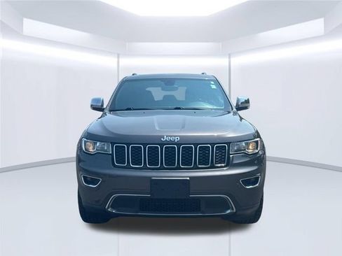 Used 2017 Jeep Grand Cherokee Limited AWD/4WD image 13