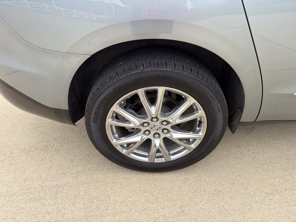 Used 2023 Buick Enclave Premium w/ Experience Buick Package FWD image 27