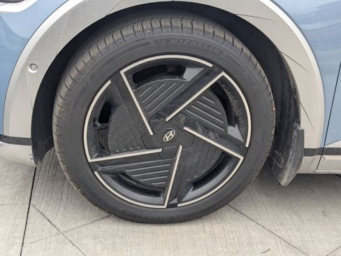 Certified 2025 Hyundai Ioniq 5 Limited image 13