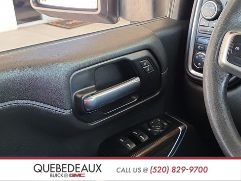 Used 2020 Chevrolet Silverado 2500 LT w/ Advanced Trailering Package AWD/4WD image 22