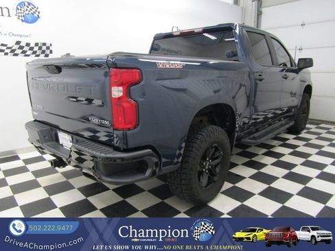 Used 2019 Chevrolet Silverado 1500 Custom Trail Boss w/ Custom Convenience Package AWD/4WD image 11