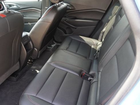Used 2024 Chevrolet Trax RS w/ Sunroof Package FWD image 14