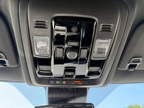 New 2026 Chevrolet Tahoe Z71 w/ Comfort Package AWD/4WD image 19