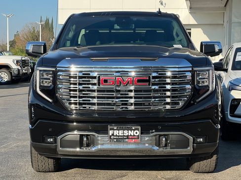 New 2026 GMC Sierra 1500 Denali image 3