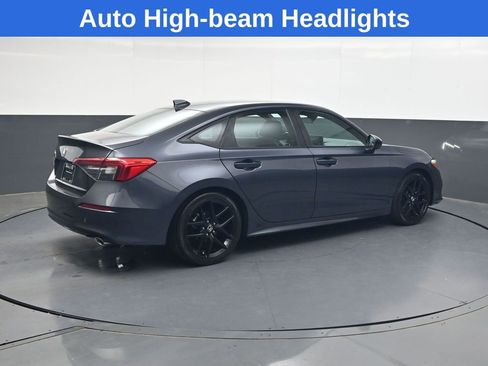 Used 2022 Honda Civic Sport image 4