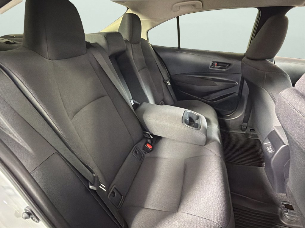 Used 2026 Toyota Corolla LE FWD image 28