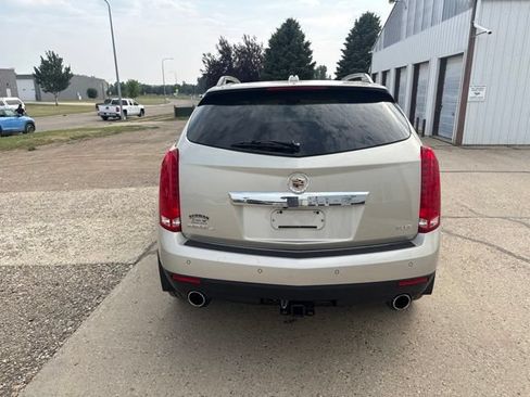 Used 2016 Cadillac SRX Luxury w/ Driver Awareness Package AWD/4WD image 10