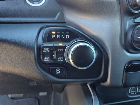 Used 2023 RAM 1500 Big Horn AWD/4WD image 35