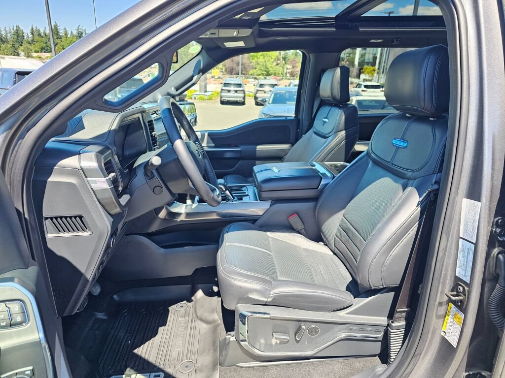 Used 2025 Ford F150 Platinum AWD/4WD image 22