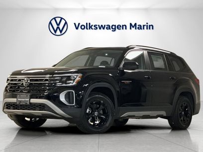 New 2025 Volkswagen Atlas Peak Edition SE