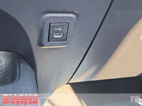 Certified 2025 Toyota Corolla LE FWD image 10