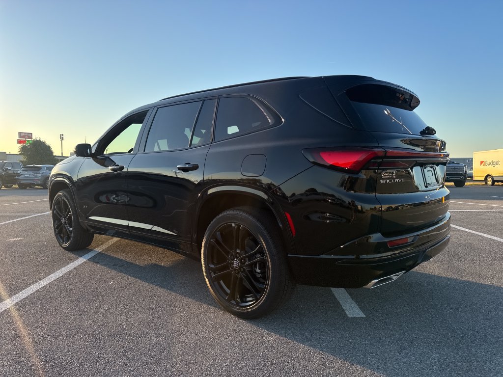 New 2027 Buick Enclave Sport Touring w/ Power Package FWD image 4