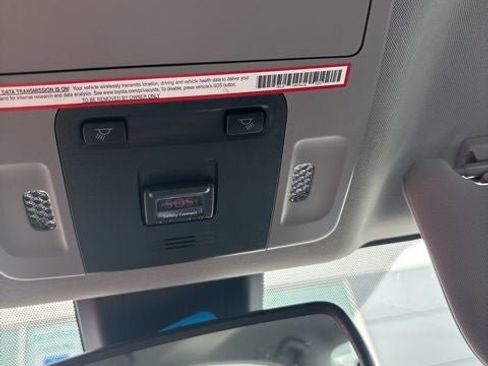 Used 2019 Toyota Camry LE image 12