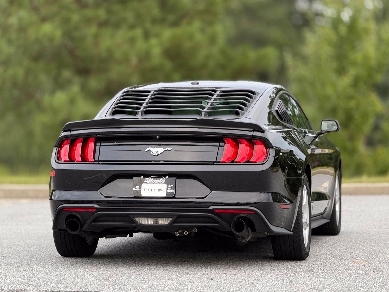 Used 2019 Ford Mustang Coupe RWD image 7