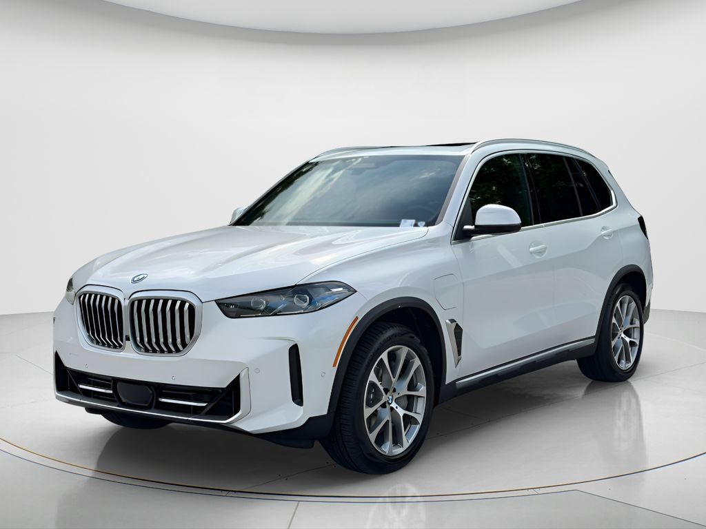 New 2026 BMW X5 xDrive50e AWD/4WD image 1