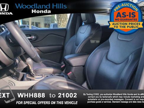 Used 2015 Jeep Cherokee Limited w/ Luxury Group image 19